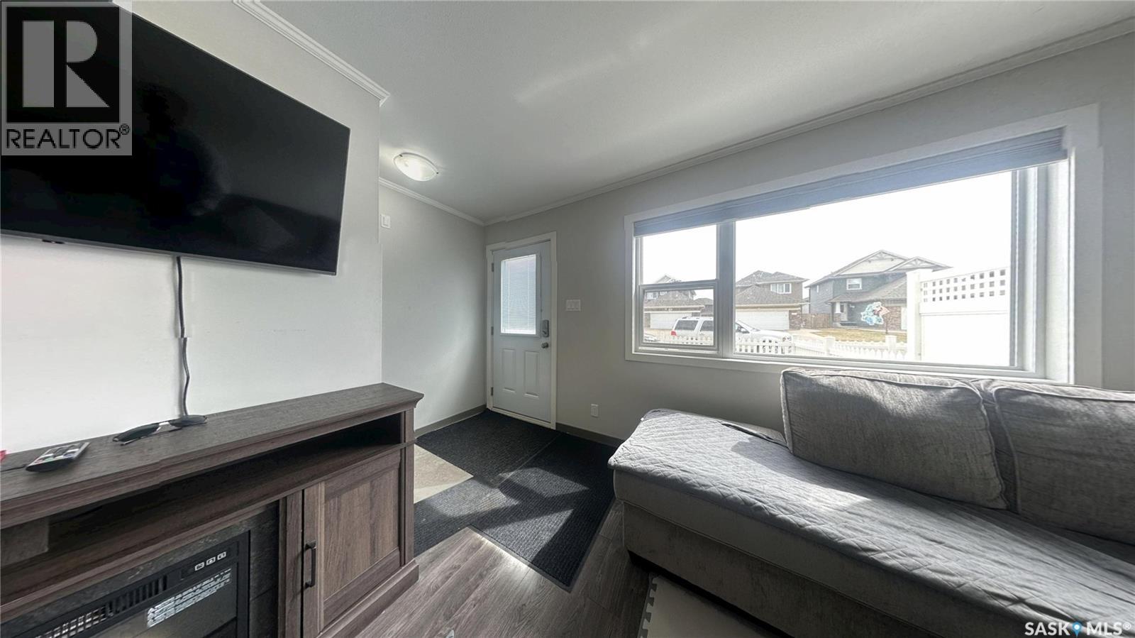 265 322 Lewin Way, Saskatoon, Saskatchewan  S7T 0A7 - Photo 2 - SK025821