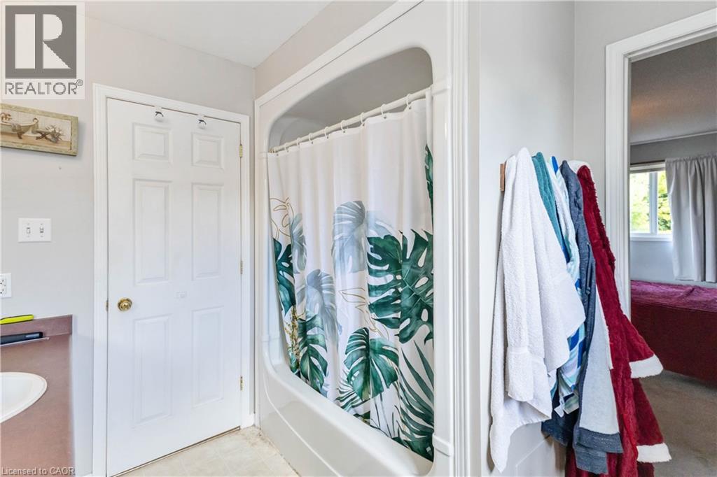 21 Axford Parkway, St. Thomas, Ontario  N5R 6E6 - Photo 11 - 40794681