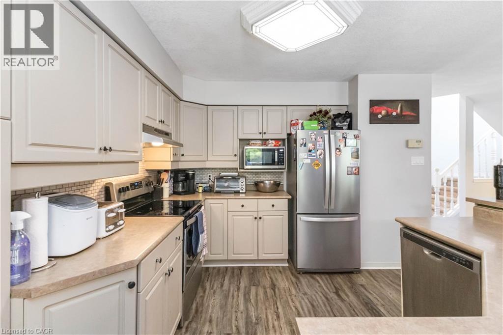 21 Axford Parkway, St. Thomas, Ontario  N5R 6E6 - Photo 6 - 40794681