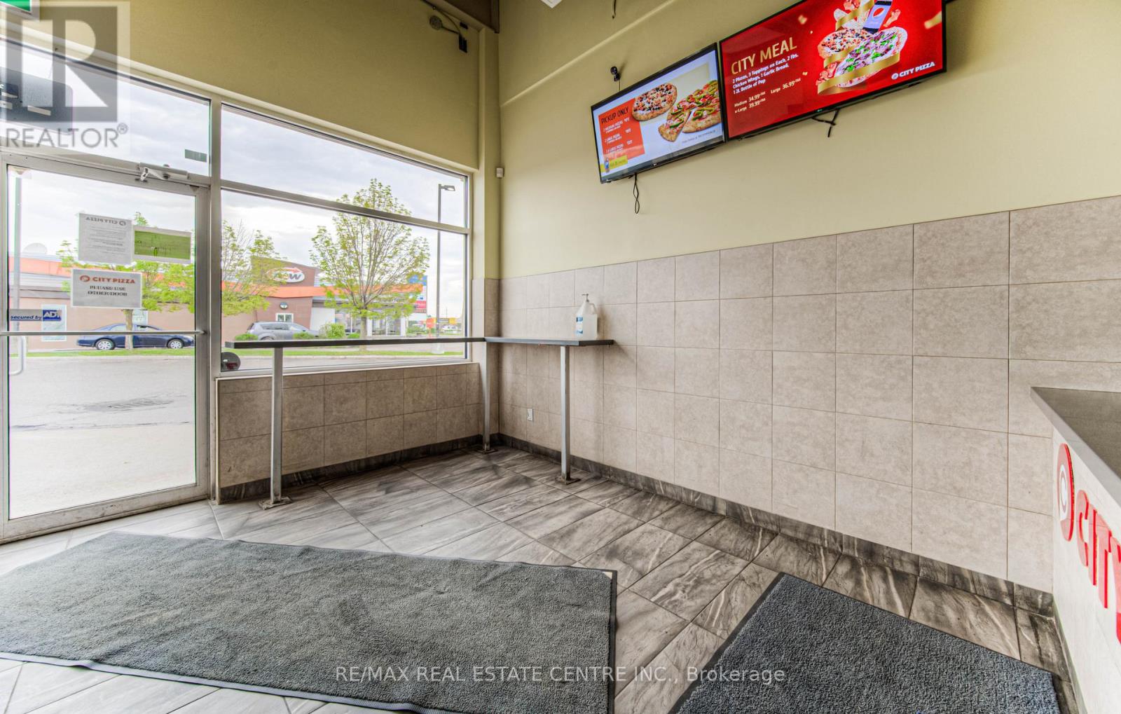 B2 - 580 Hespeler Road, Cambridge, Ontario  N1R 2J8 - Photo 3 - X12644142