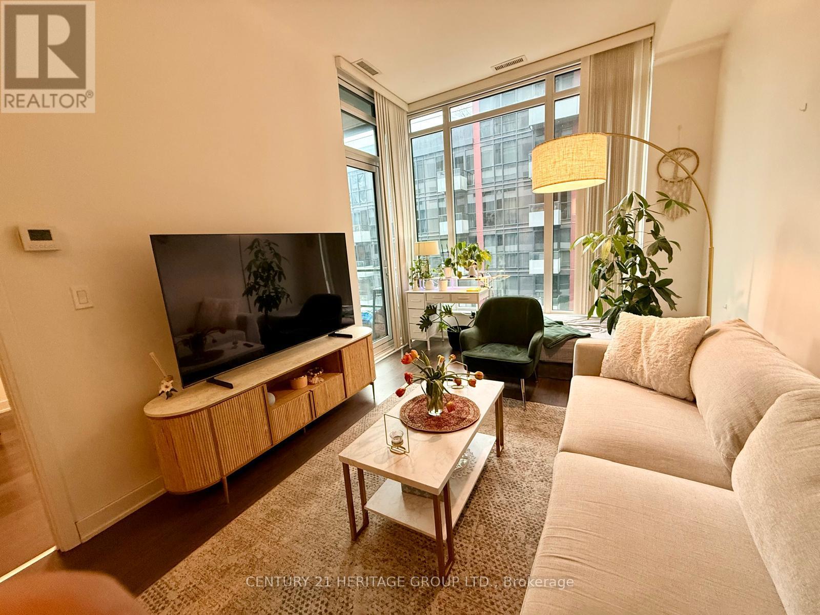 826 - 576 Front Street W, Toronto, Ontario  M5V 0P8 - Photo 6 - C12644218