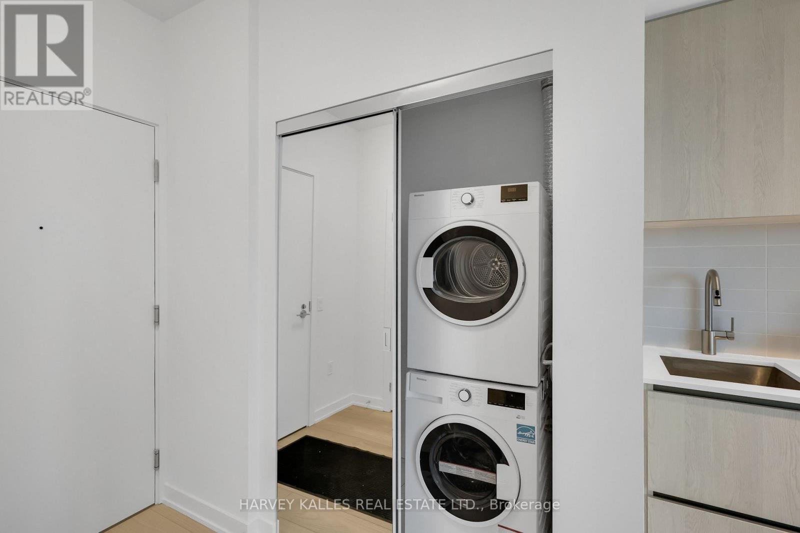 1808s - 110 Broadway Avenue, Toronto, Ontario  M4P 1V7 - Photo 18 - C12644220