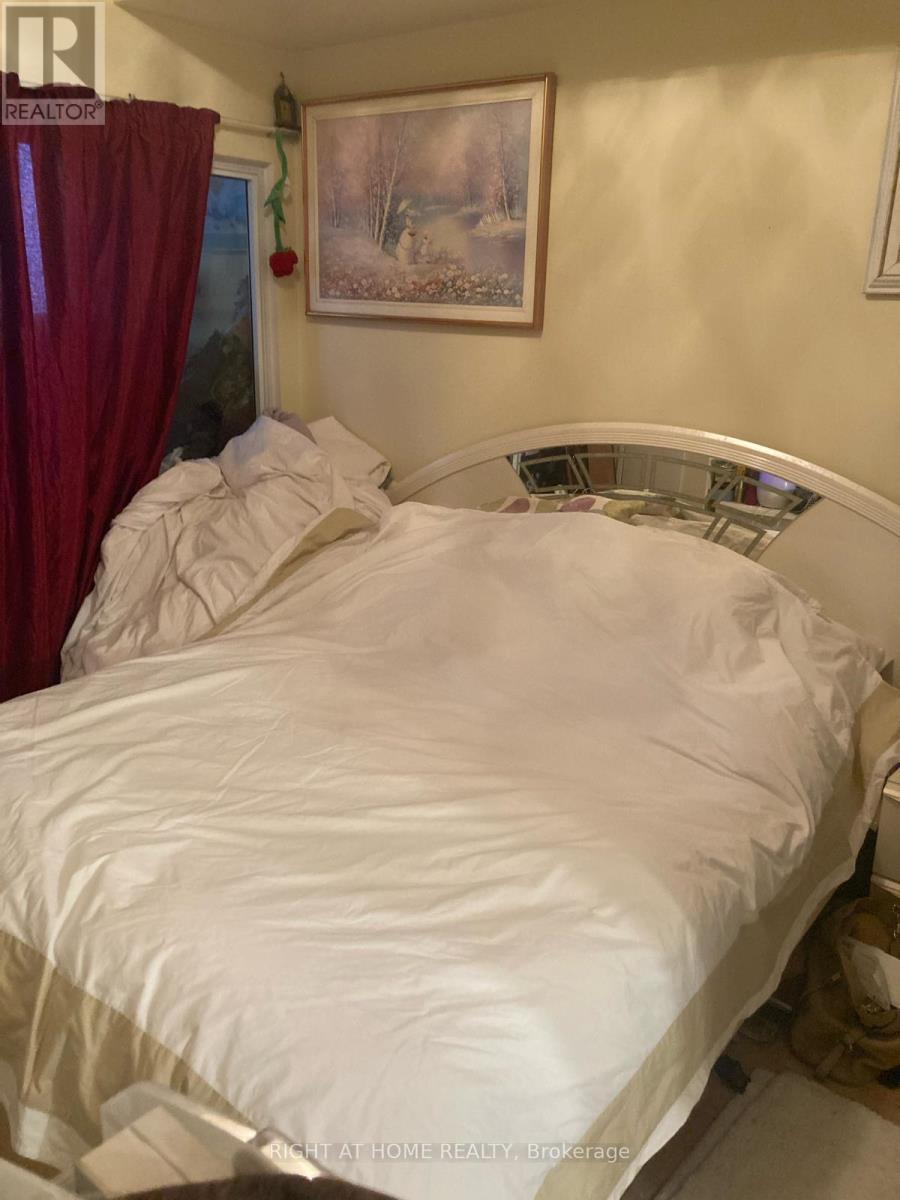 2008 - 8 Rean Drive, Toronto, Ontario  M2K 3B9 - Photo 3 - C12644230