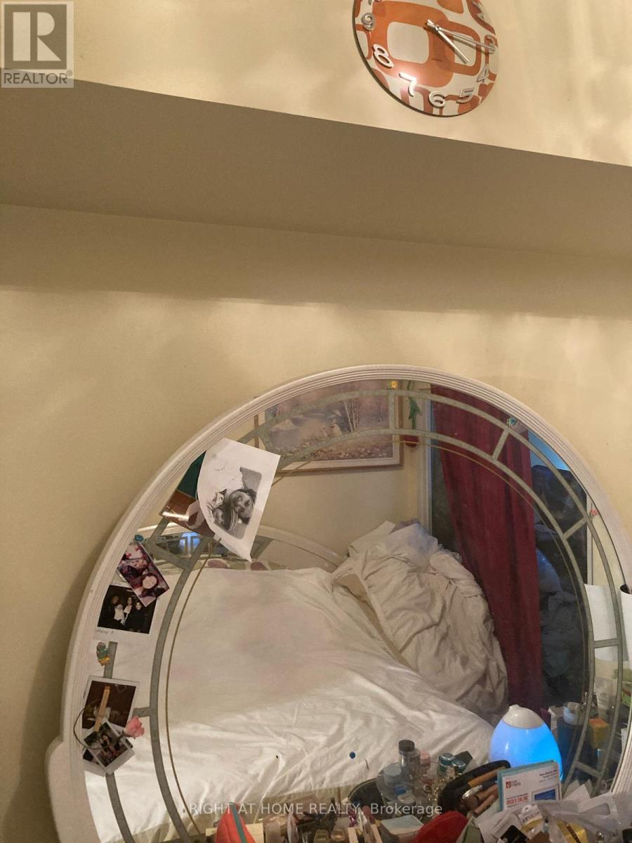 2008 - 8 Rean Drive, Toronto, Ontario  M2K 3B9 - Photo 4 - C12644230