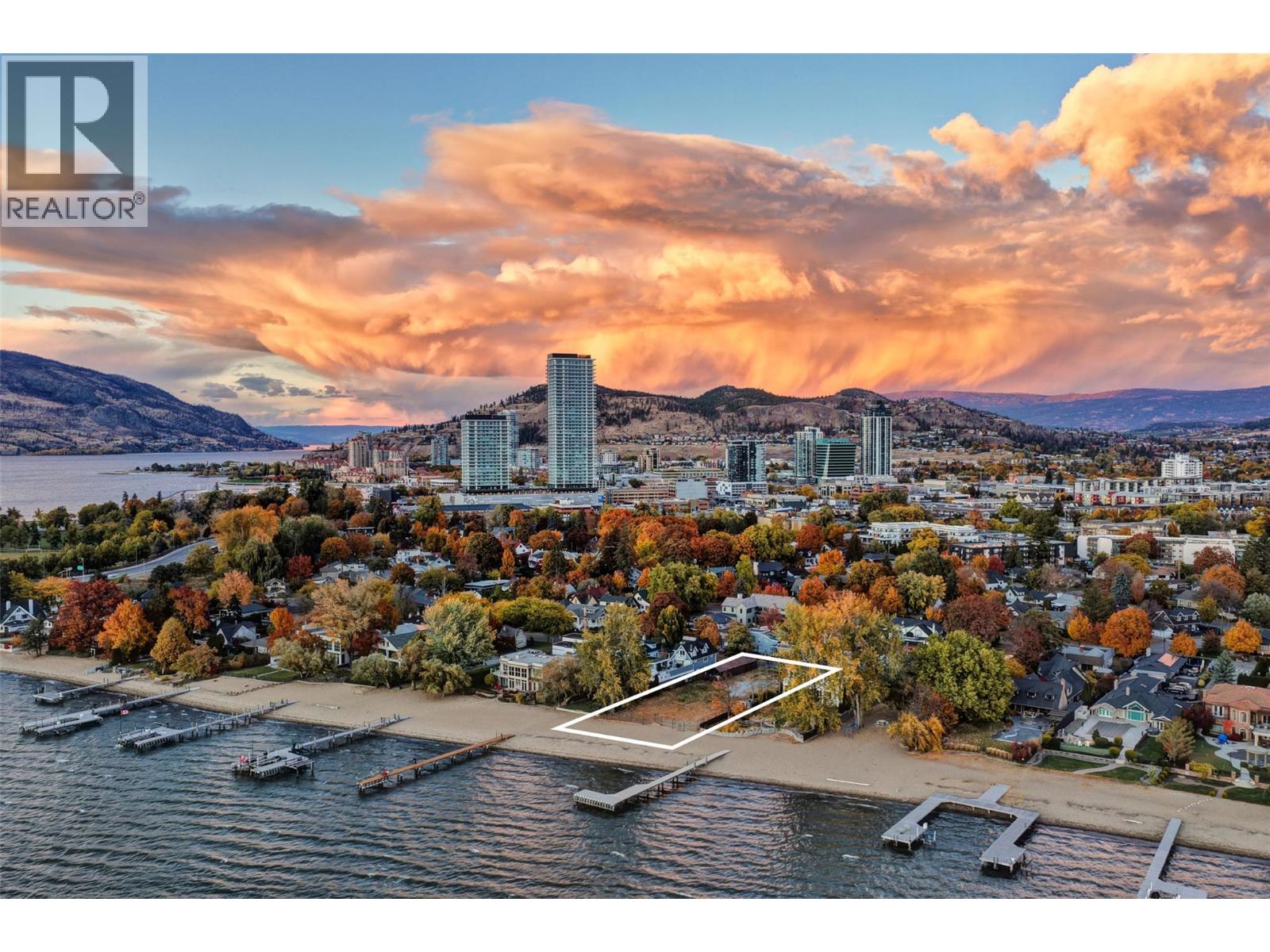 1978 Mcdougall Street, Kelowna, British Columbia  V1Y 1A3 - Photo 10 - 10363315