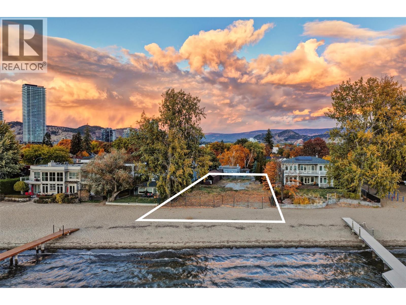 1978 Mcdougall Street, Kelowna, British Columbia  V1Y 1A3 - Photo 9 - 10363315