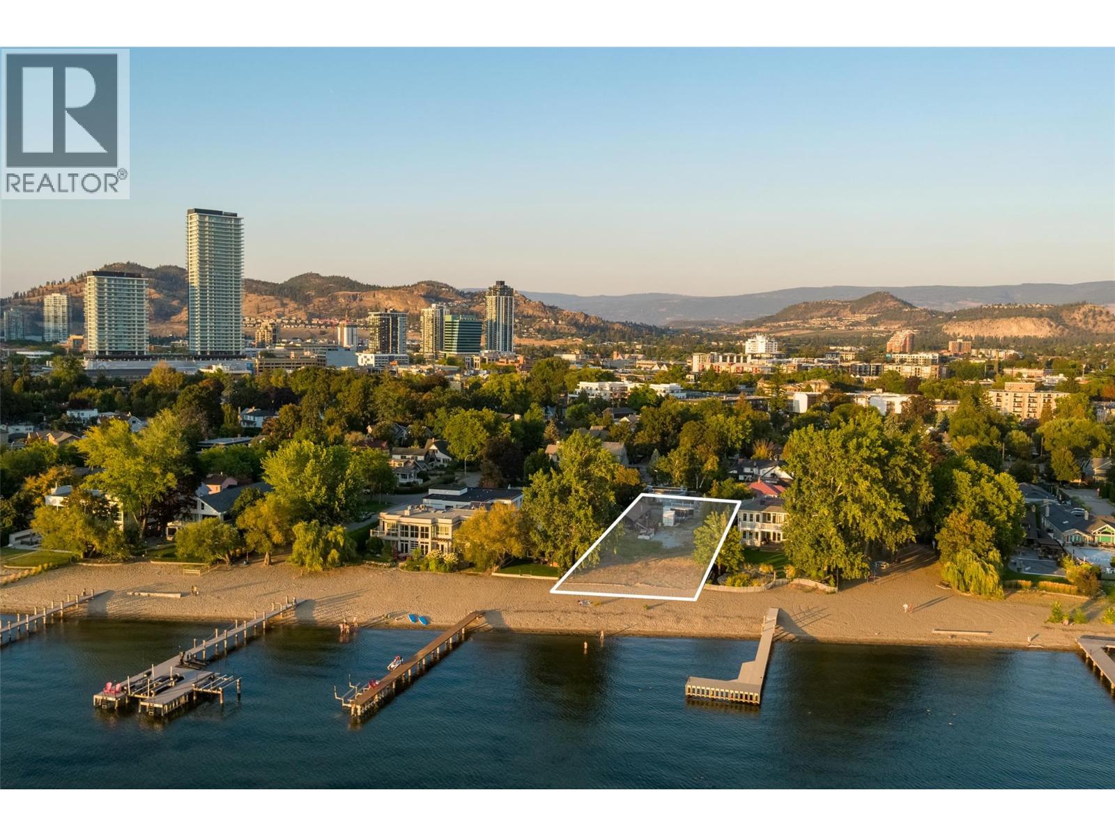 1978 Mcdougall Street, Kelowna, British Columbia  V1Y 1A3 - Photo 46 - 10363315