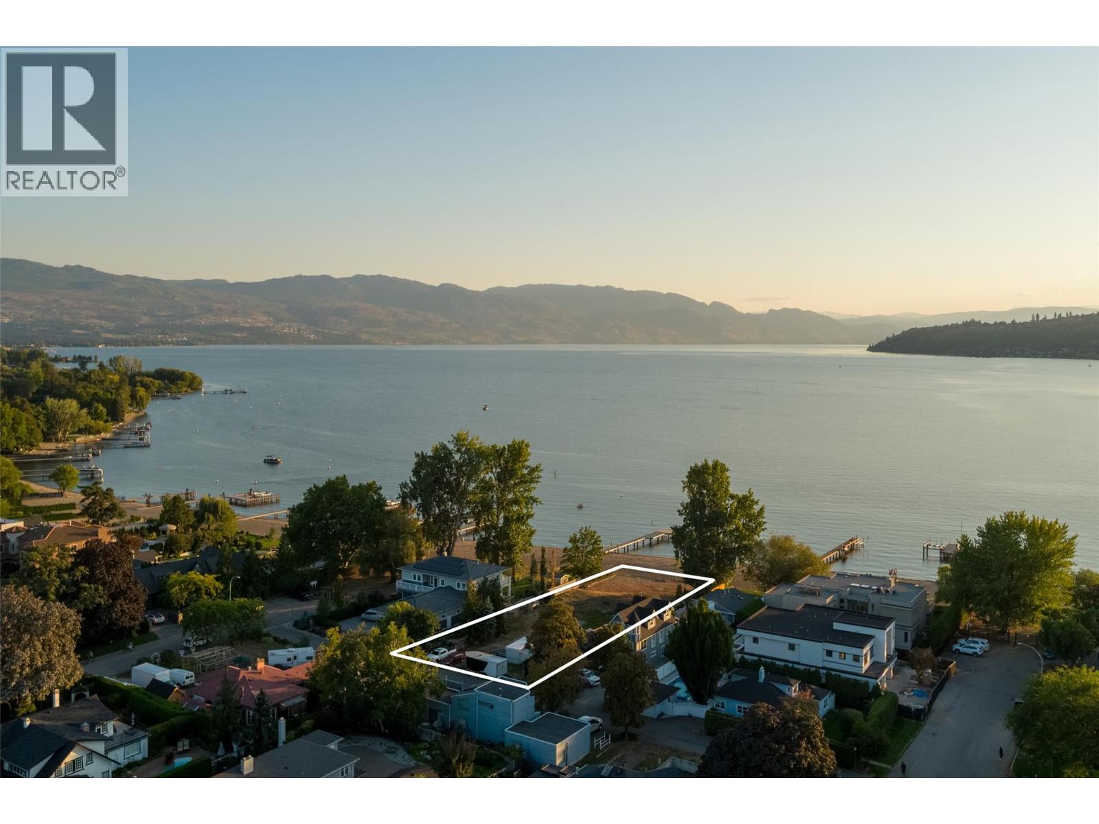 1978 Mcdougall Street, Kelowna, British Columbia  V1Y 1A3 - Photo 64 - 10363315