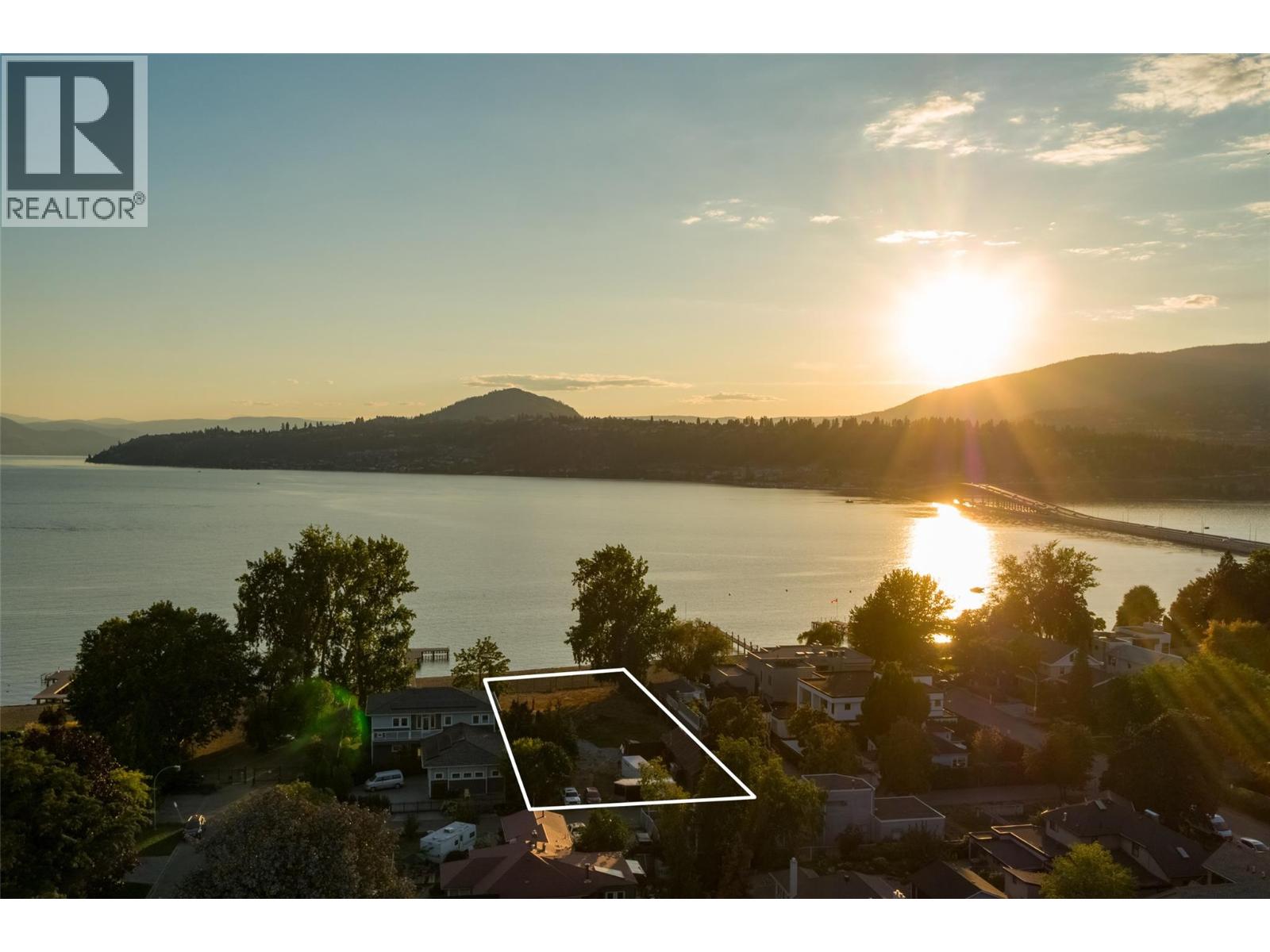 1978 Mcdougall Street, Kelowna, British Columbia  V1Y 1A3 - Photo 63 - 10363315