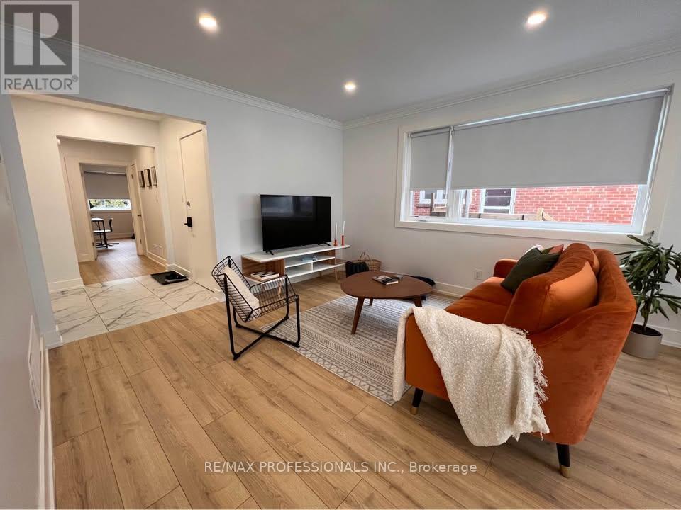 3 - 146 DIXON ROAD, Toronto, Ontario