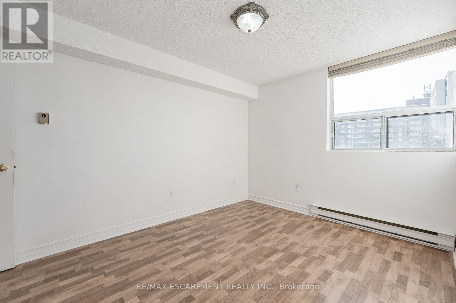 416 - 700 Dynes Road, Burlington, Ontario  L7N 3M2 - Photo 11 - W12644208