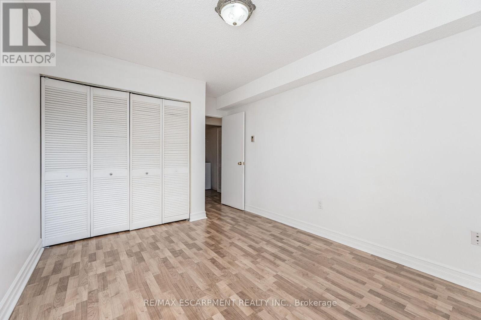 416 - 700 Dynes Road, Burlington, Ontario  L7N 3M2 - Photo 12 - W12644208