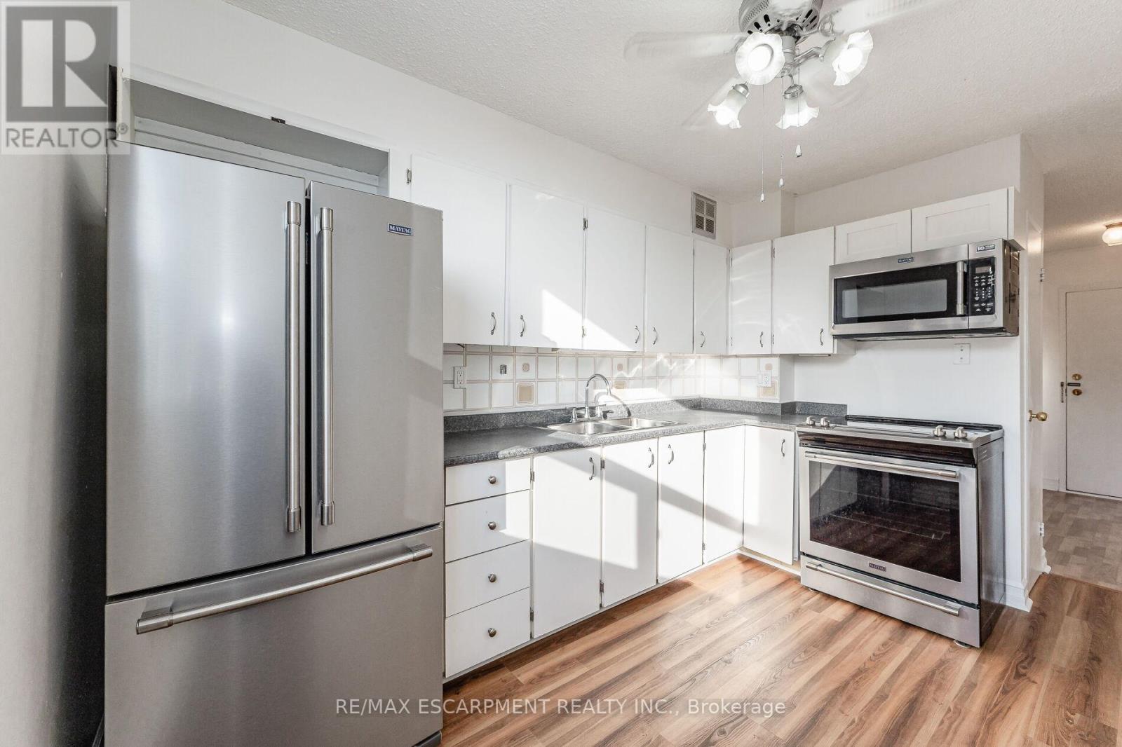 416 - 700 Dynes Road, Burlington, Ontario  L7N 3M2 - Photo 14 - W12644208