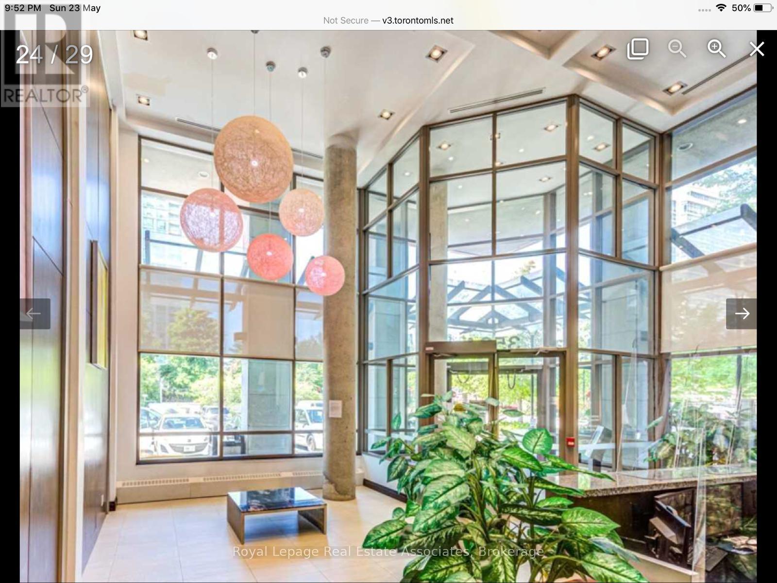 2510 - 3504 Hurontario Street, Mississauga, Ontario  L5B 0B9 - Photo 4 - W12644216