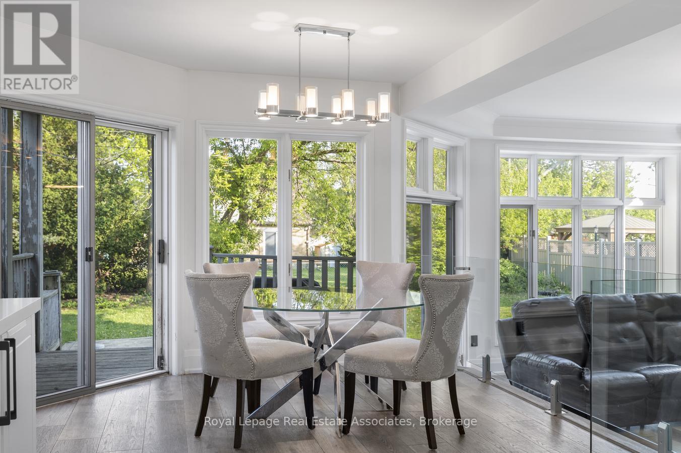 938 Henley Road, Mississauga, Ontario  L4Y 1C6 - Photo 13 - W12644232