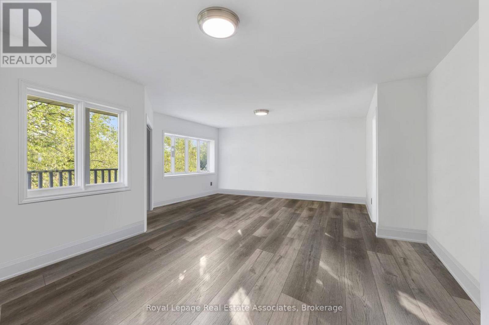 938 Henley Road, Mississauga, Ontario  L4Y 1C6 - Photo 21 - W12644232