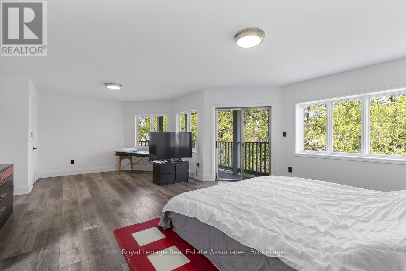 938 Henley Road, Mississauga, Ontario  L4Y 1C6 - Photo 23 - W12644232