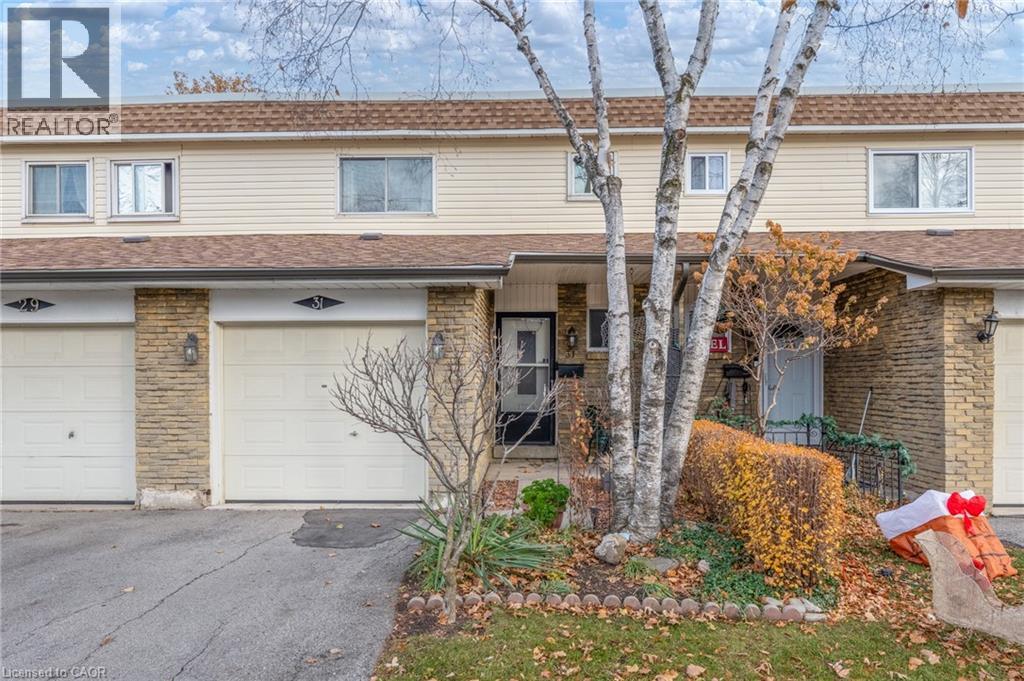 31 Bryna Avenue, Hamilton, Ontario  L9A 4W9 - Photo 3 - 40790344