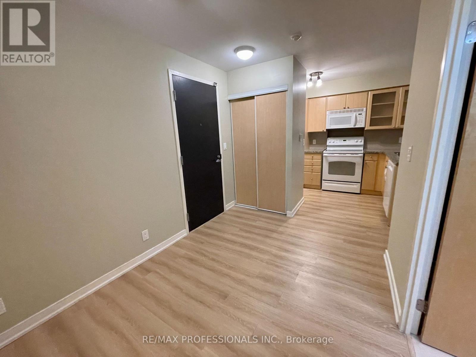 317 - 1005 King Street W, Toronto, Ontario  M6K 3M8 - Photo 13 - C12468133