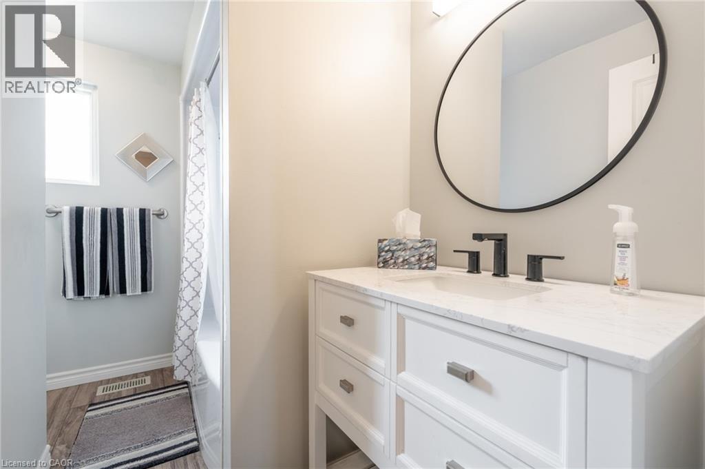 31 Bryna Avenue, Hamilton, Ontario  L9A 4W9 - Photo 26 - 40790344