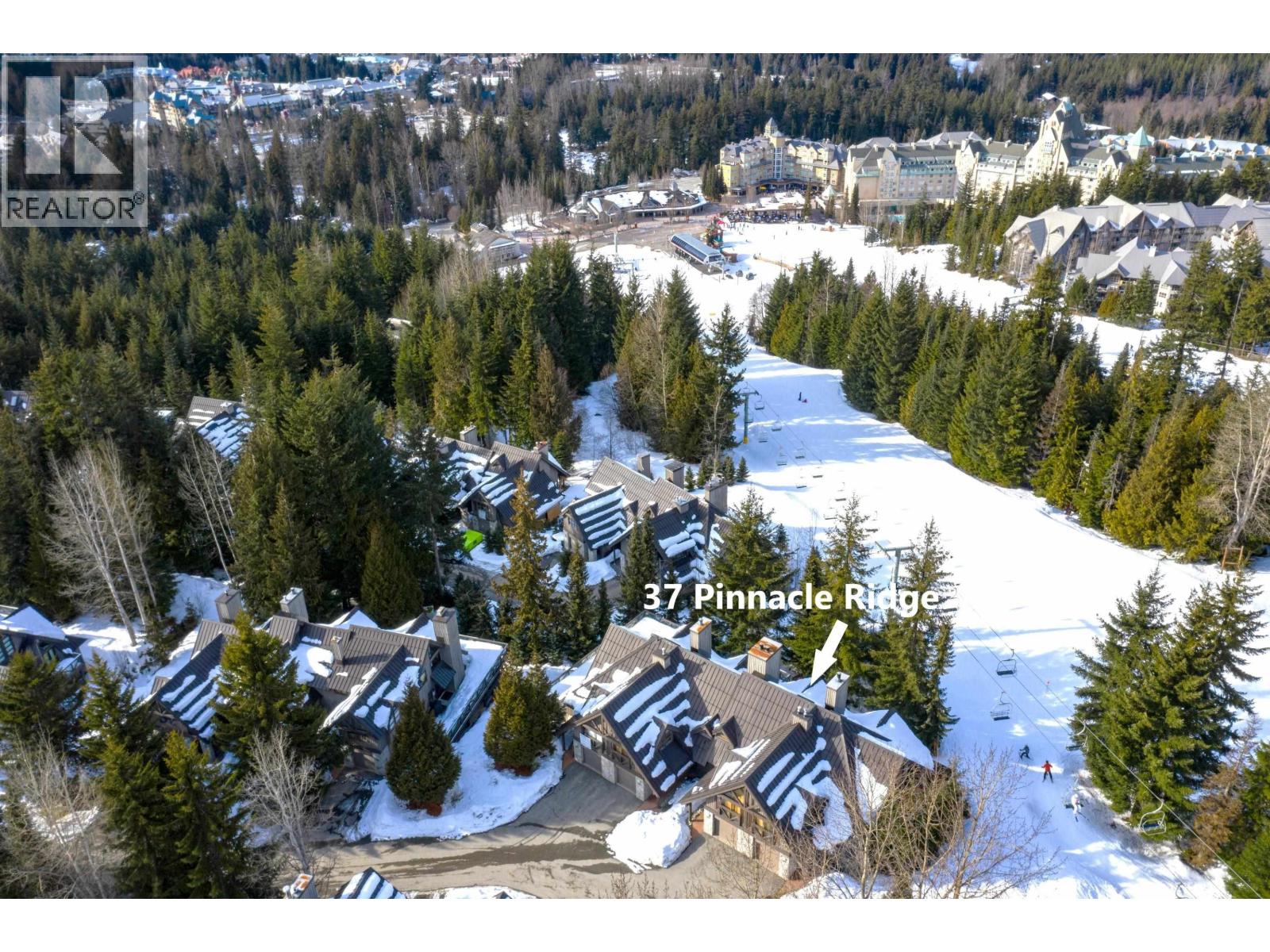 37 4700 Glacier Drive, Whistler, British Columbia  V0N 1B4 - Photo 2 - R3074612