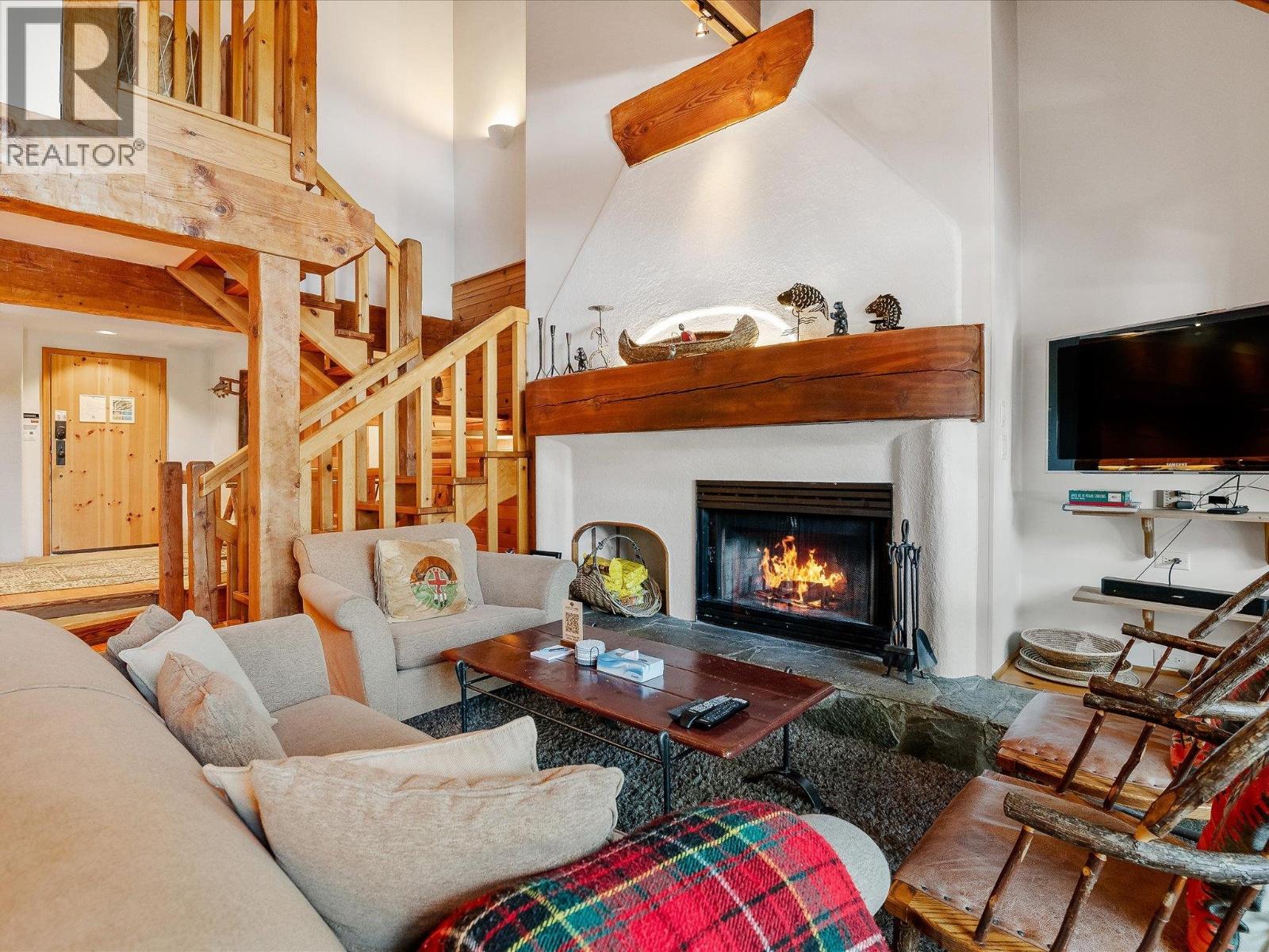 37 4700 Glacier Drive, Whistler, British Columbia  V0N 1B4 - Photo 5 - R3074612