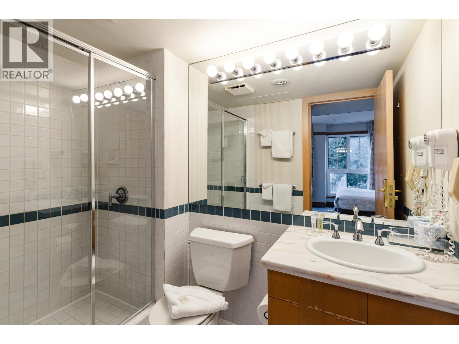 404 4557 Blackcomb Way, Whistler, British Columbia  V8E 0Y2 - Photo 15 - R3074617