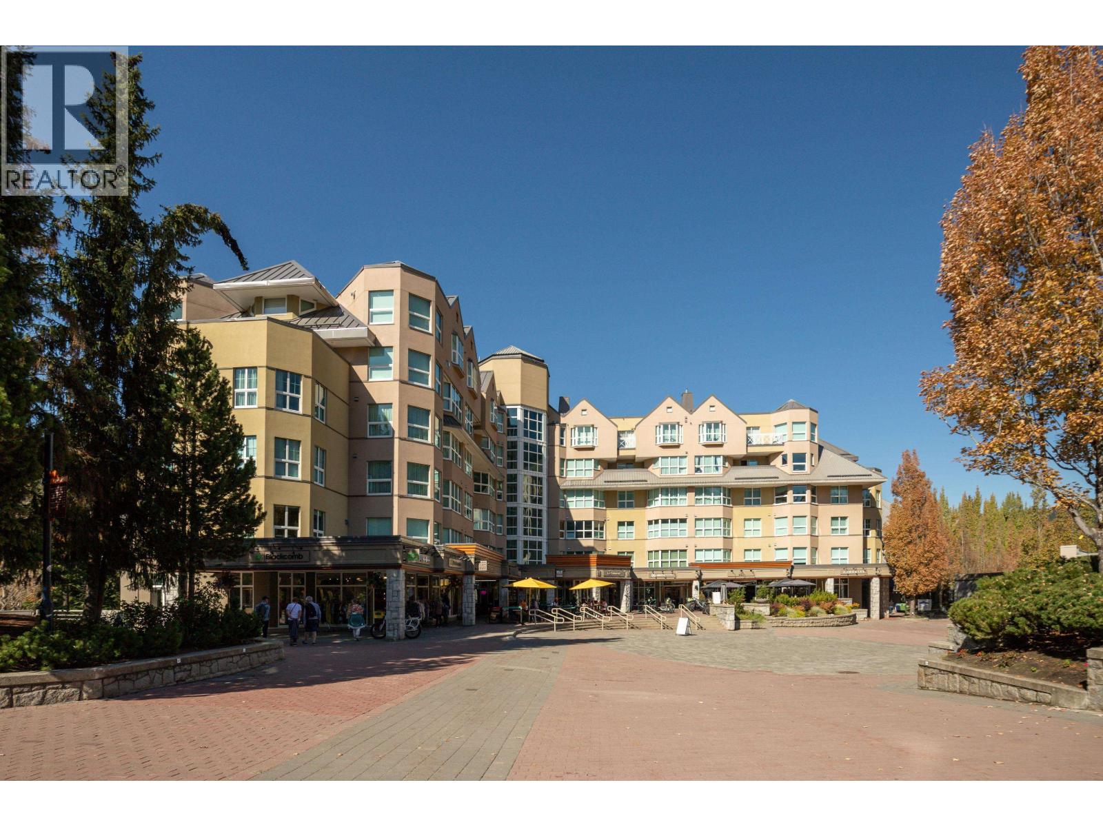 404 4557 Blackcomb Way, Whistler, British Columbia  V8E 0Y2 - Photo 2 - R3074617