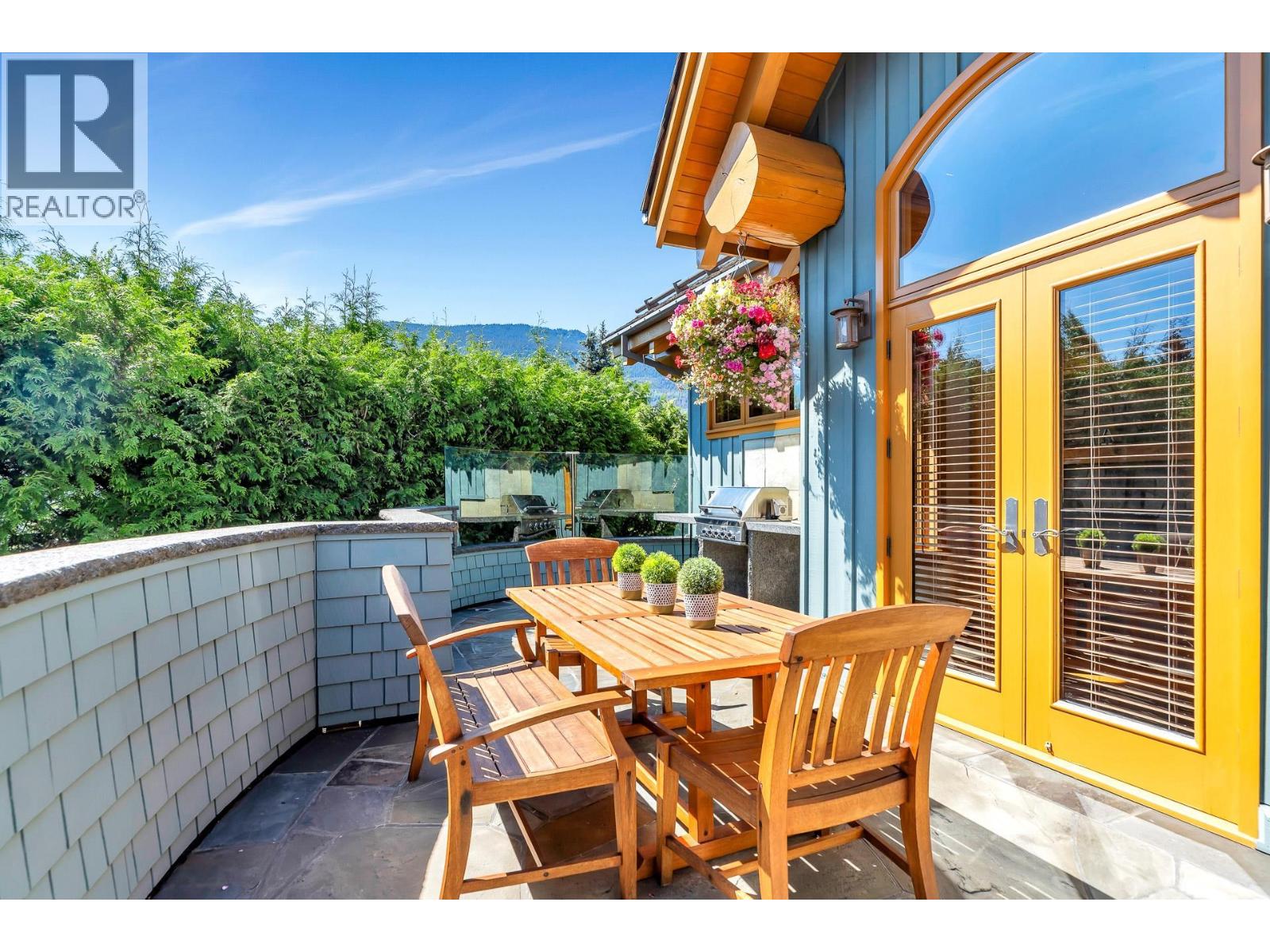 8059 Nicklaus North Boulevard, Whistler, British Columbia  V8E 1J7 - Photo 16 - R3074613