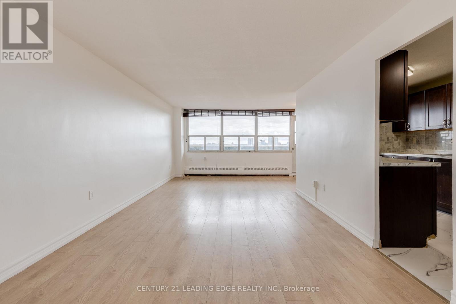 1704 - 270 Palmdale Drive, Toronto, Ontario  M1T 3N8 - Photo 2 - E12640362