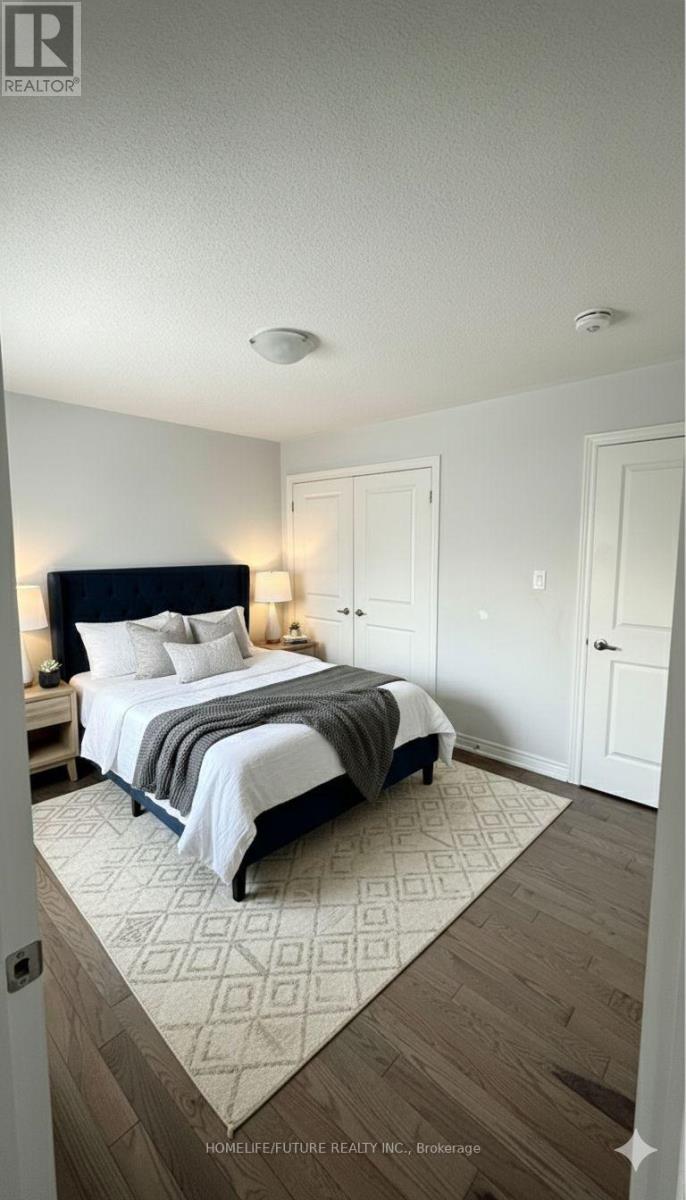 23 Faimira Avenue, Georgina, Ontario  L4P 0C2 - Photo 9 - N12644240