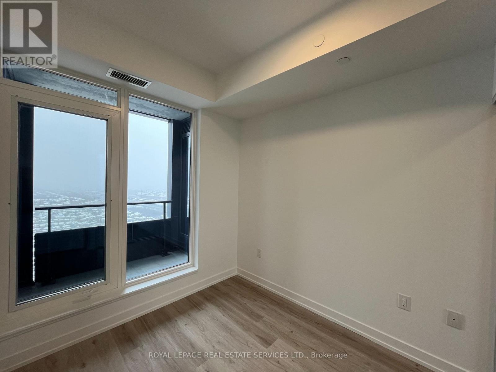 3210 - 395 Square One Drive, Mississauga, Ontario  L5B 0P6 - Photo 12 - W12644244