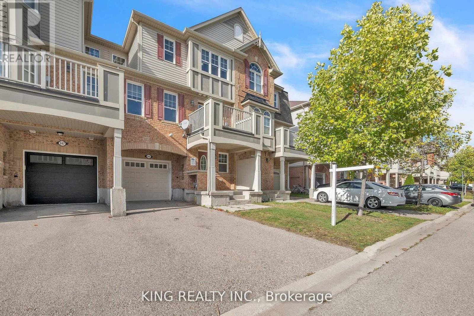 245 Septimus Heights, Milton, Ontario  L9T 8N7 - Photo 3 - W12643568