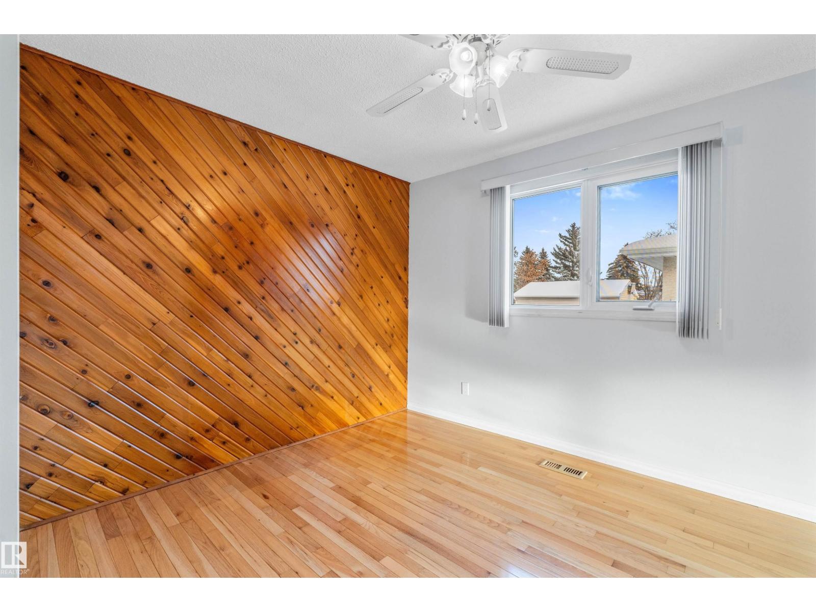 101 Brookwood Dr, Spruce Grove, Alberta  T7X 1C4 - Photo 14 - E4468449