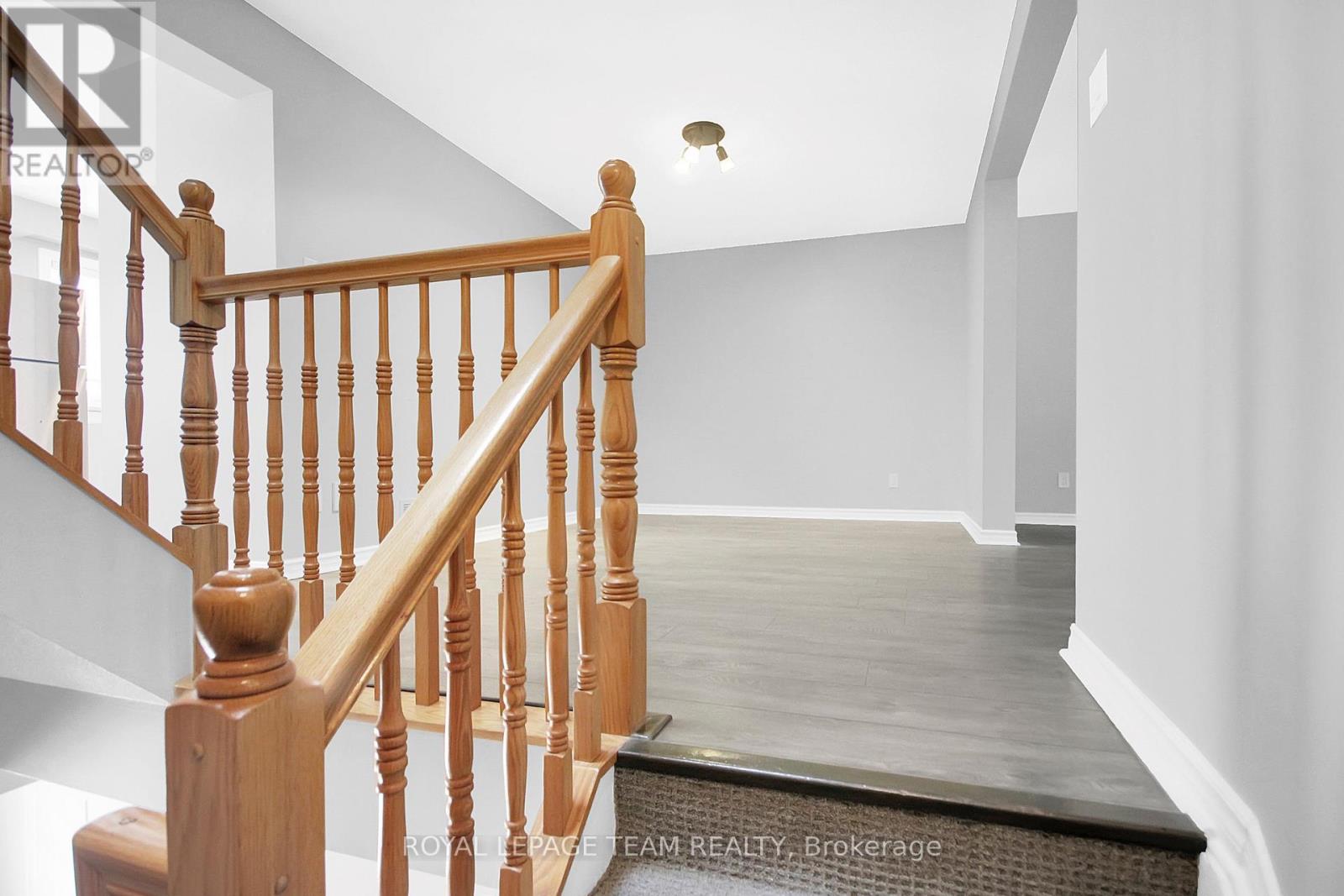 4 - 7 Wrenwood Crescent, Ottawa, Ontario  K2G 5V3 - Photo 10 - X12644280