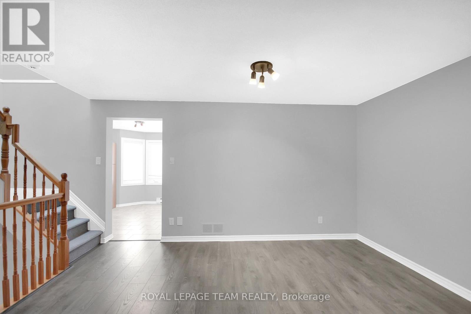 4 - 7 Wrenwood Crescent, Ottawa, Ontario  K2G 5V3 - Photo 11 - X12644280