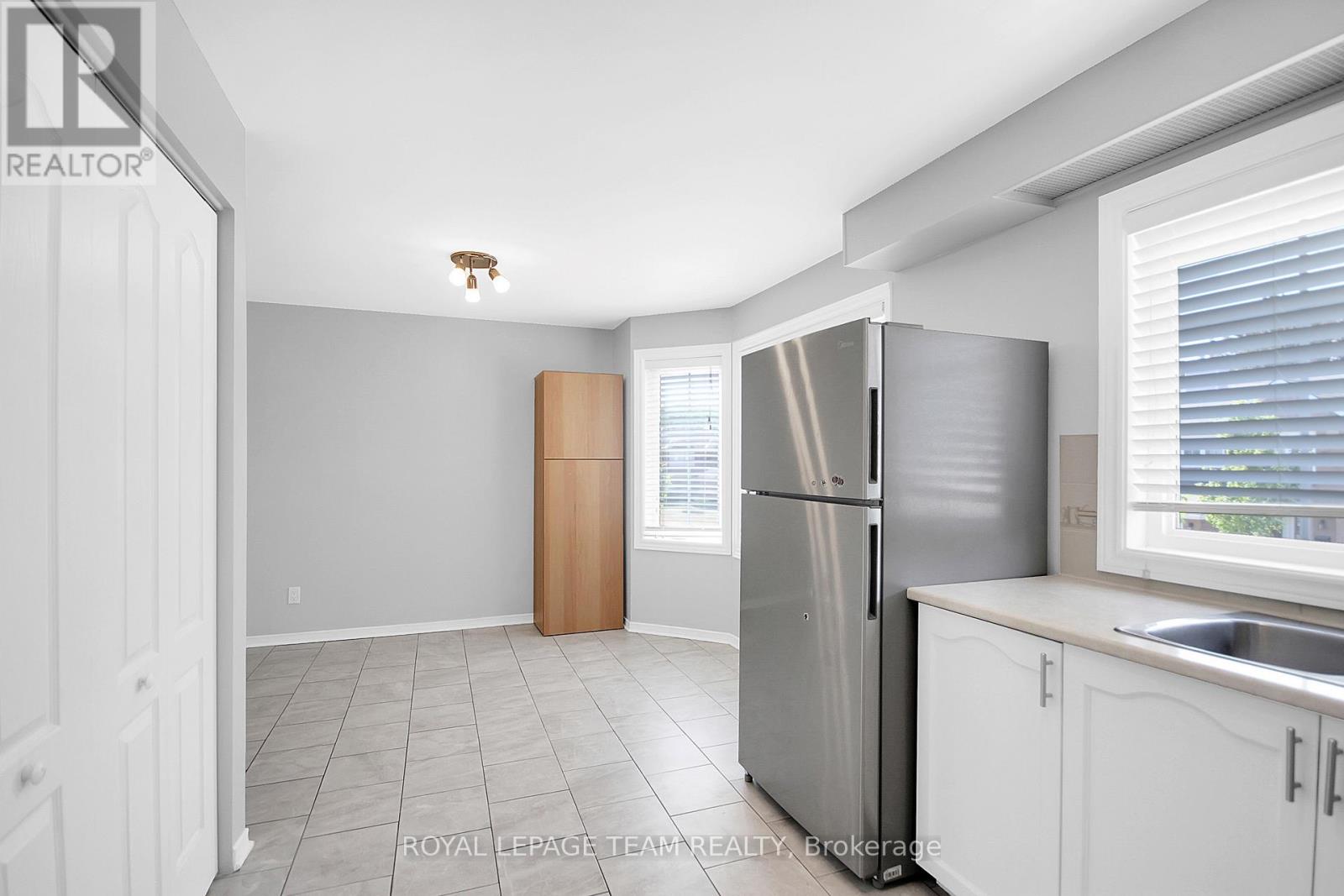 4 - 7 Wrenwood Crescent, Ottawa, Ontario  K2G 5V3 - Photo 22 - X12644280