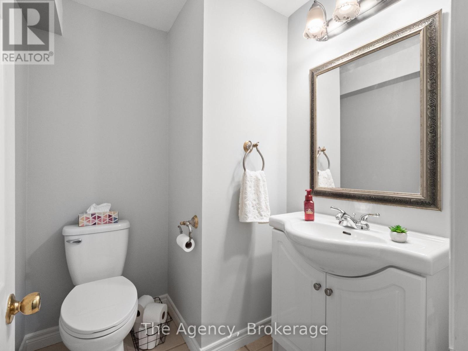 7 - 185 Denistoun Street, Welland, Ontario  L3C 6J6 - Photo 22 - X12644284