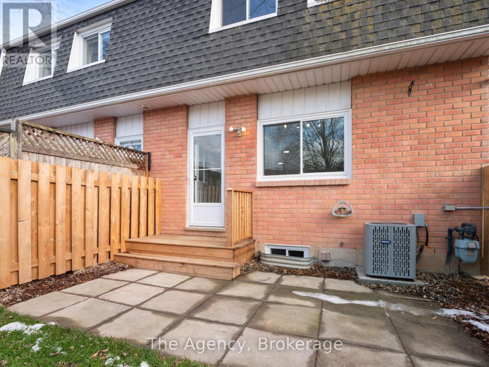 7 - 185 Denistoun Street, Welland, Ontario  L3C 6J6 - Photo 27 - X12644284