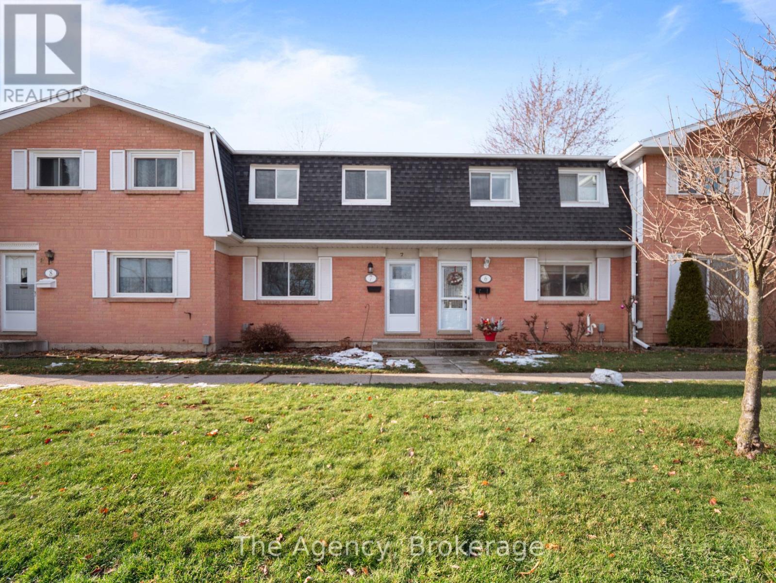 7 - 185 Denistoun Street, Welland, Ontario  L3C 6J6 - Photo 28 - X12644284