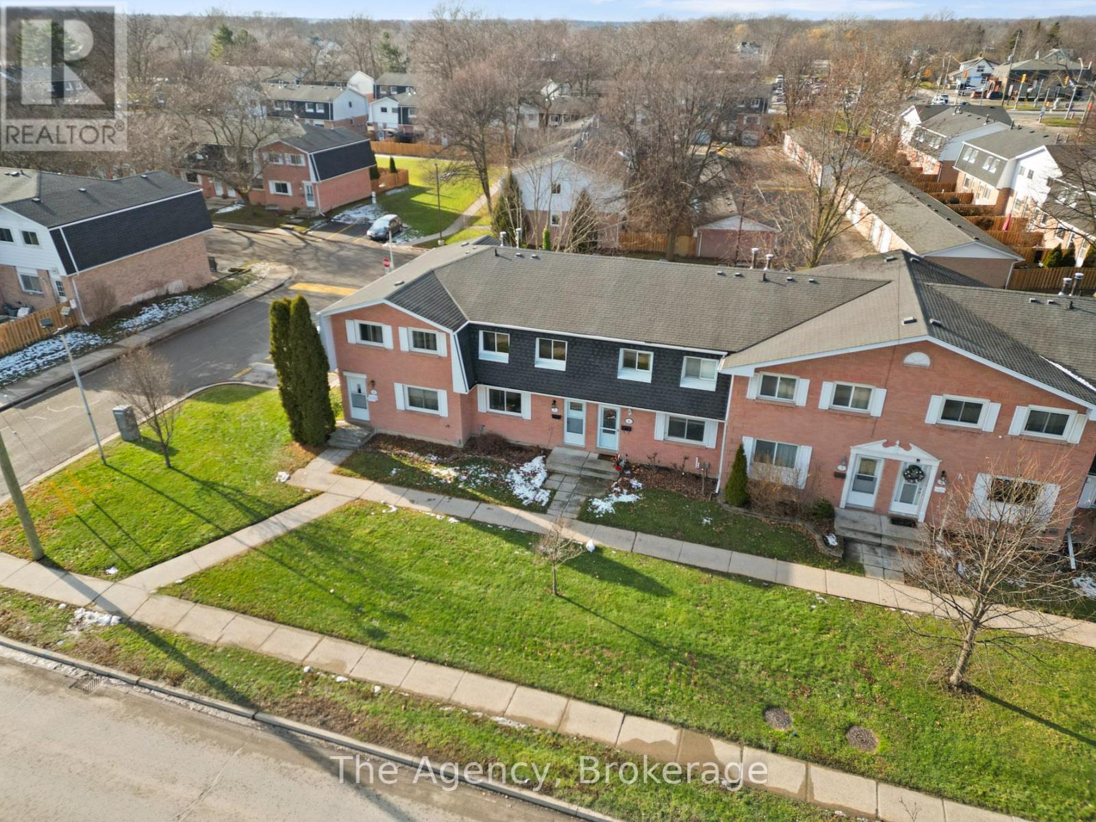 7 - 185 Denistoun Street, Welland, Ontario  L3C 6J6 - Photo 35 - X12644284