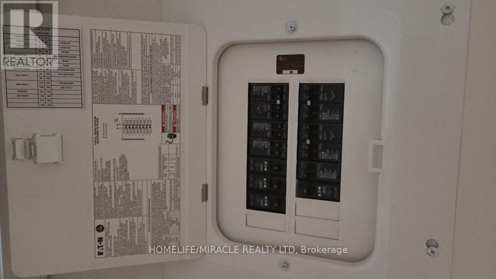 421 - 9085 Jane Street, Vaughan, Ontario  L4K 0L8 - Photo 8 - N12644278