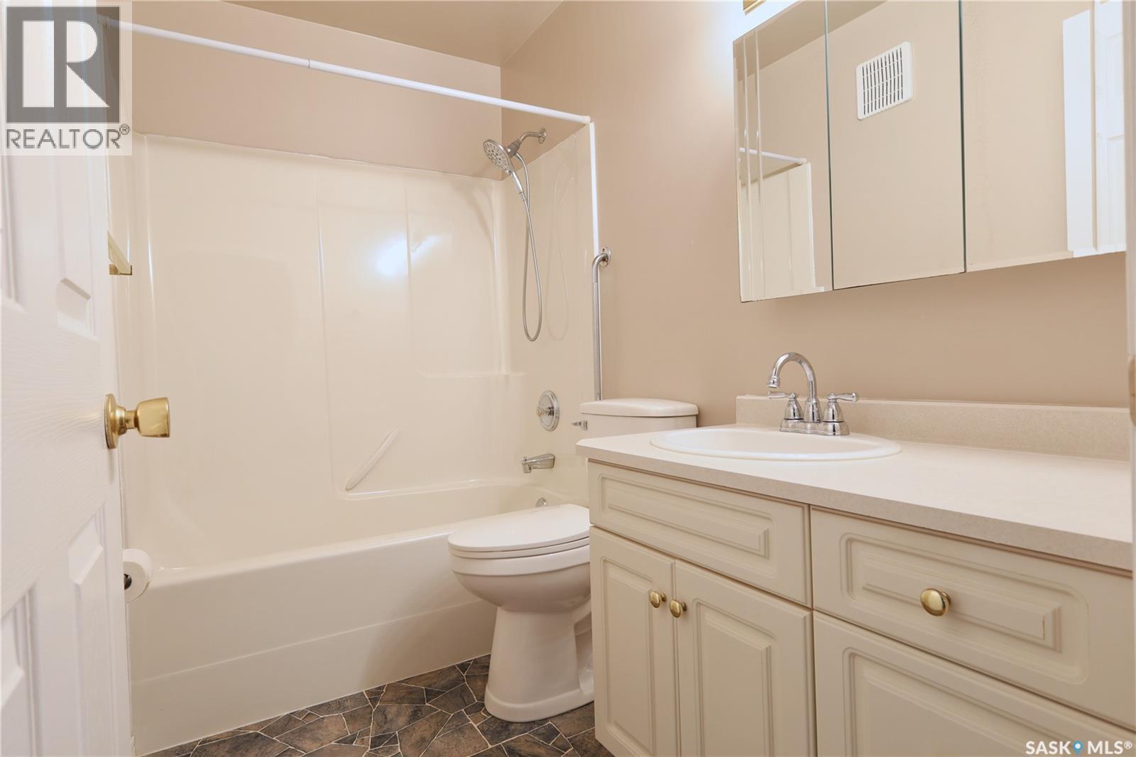 135 6th Avenue, Osler, Saskatchewan  S0K 3A0 - Photo 18 - SK025822