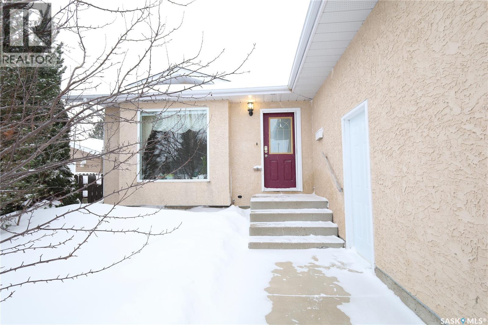 135 6th Avenue, Osler, Saskatchewan  S0K 3A0 - Photo 3 - SK025822