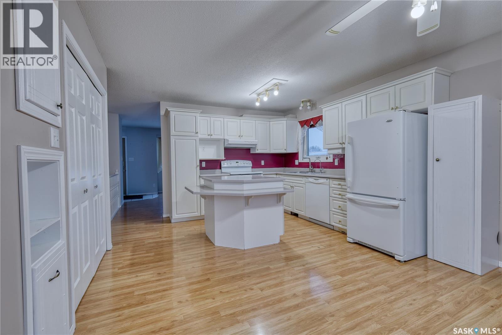 135 6th Avenue, Osler, Saskatchewan  S0K 3A0 - Photo 8 - SK025822