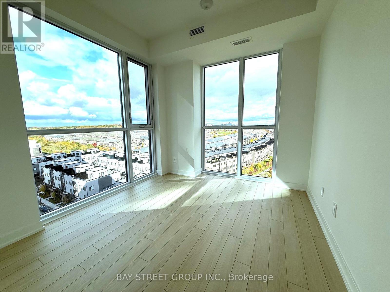 1003 - 3071 Trafalgar Road, Oakville, Ontario  L6H 8C6 - Photo 11 - W12644252