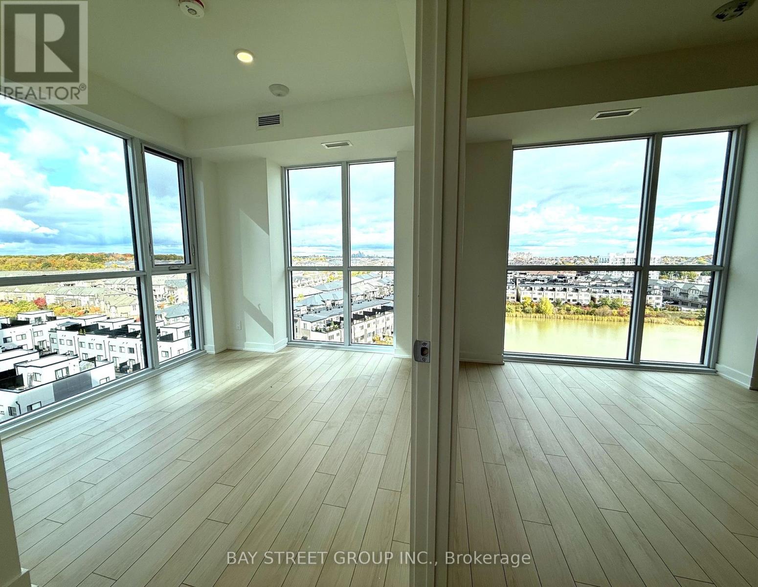 1003 - 3071 Trafalgar Road, Oakville, Ontario  L6H 8C6 - Photo 12 - W12644252