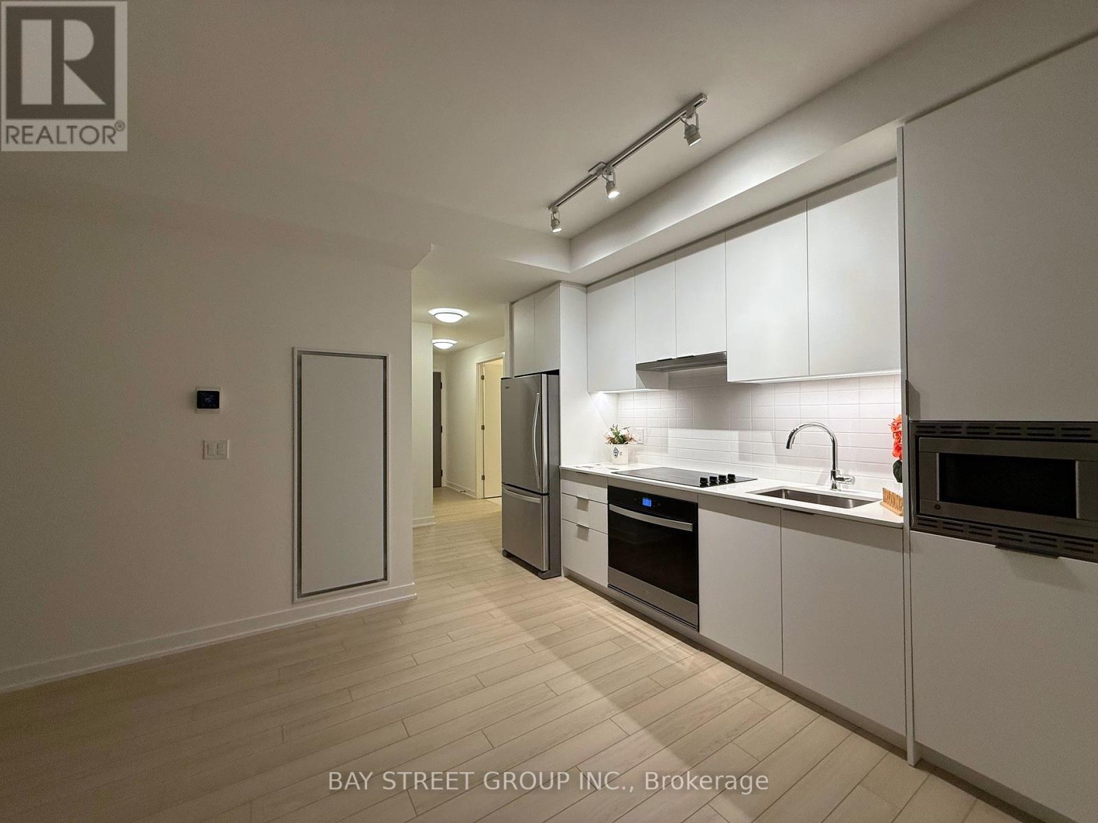 1003 - 3071 Trafalgar Road, Oakville, Ontario  L6H 8C6 - Photo 18 - W12644252