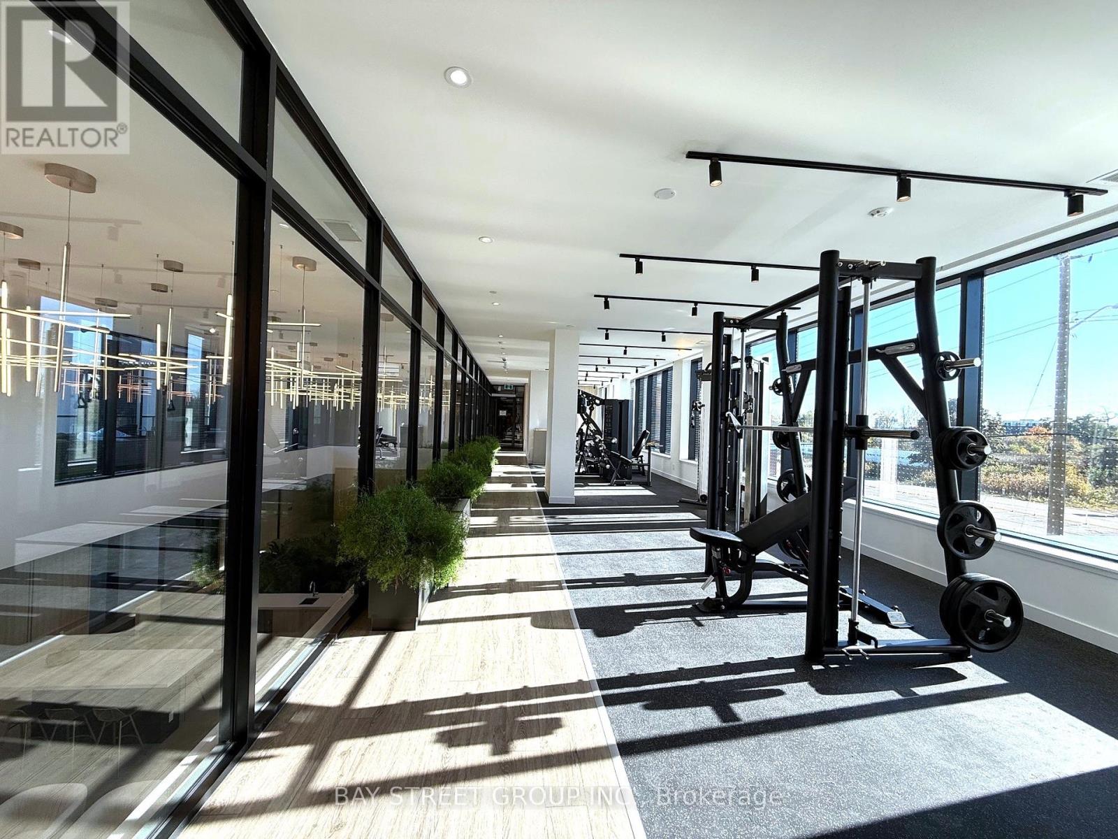 1003 - 3071 Trafalgar Road, Oakville, Ontario  L6H 8C6 - Photo 5 - W12644252