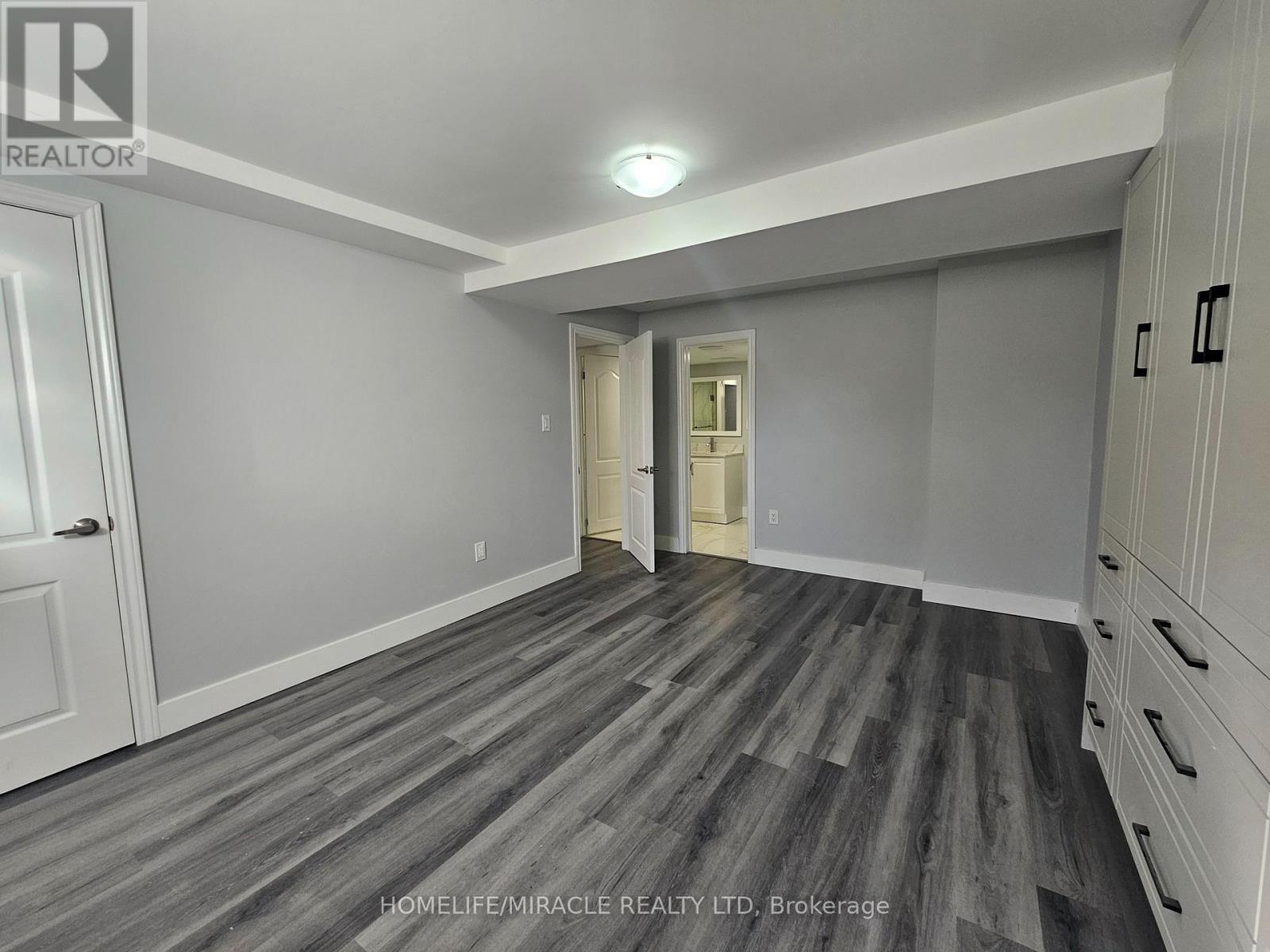 6306 Crickadorn Court N, Mississauga, Ontario  L5N 2J6 - Photo 18 - W12644272